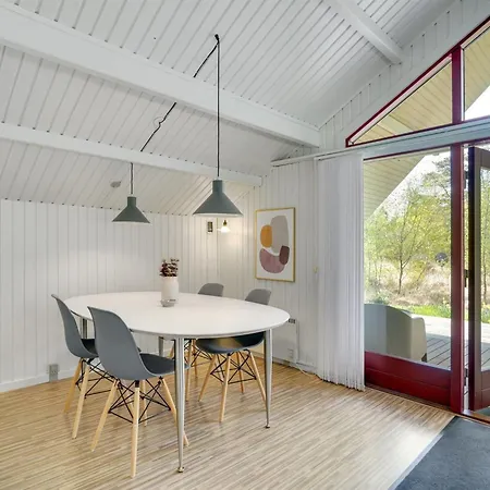 Ferienhaus Aghwith - 1-2km From The Sea By Interhome *