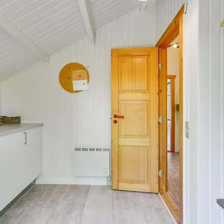 Feriehus Aghwith - 1-2km From The Sea By Interhome Vesterhede