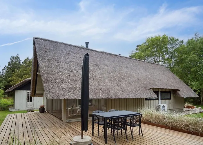 Aghwith - 1-2km From The Sea By Interhome *